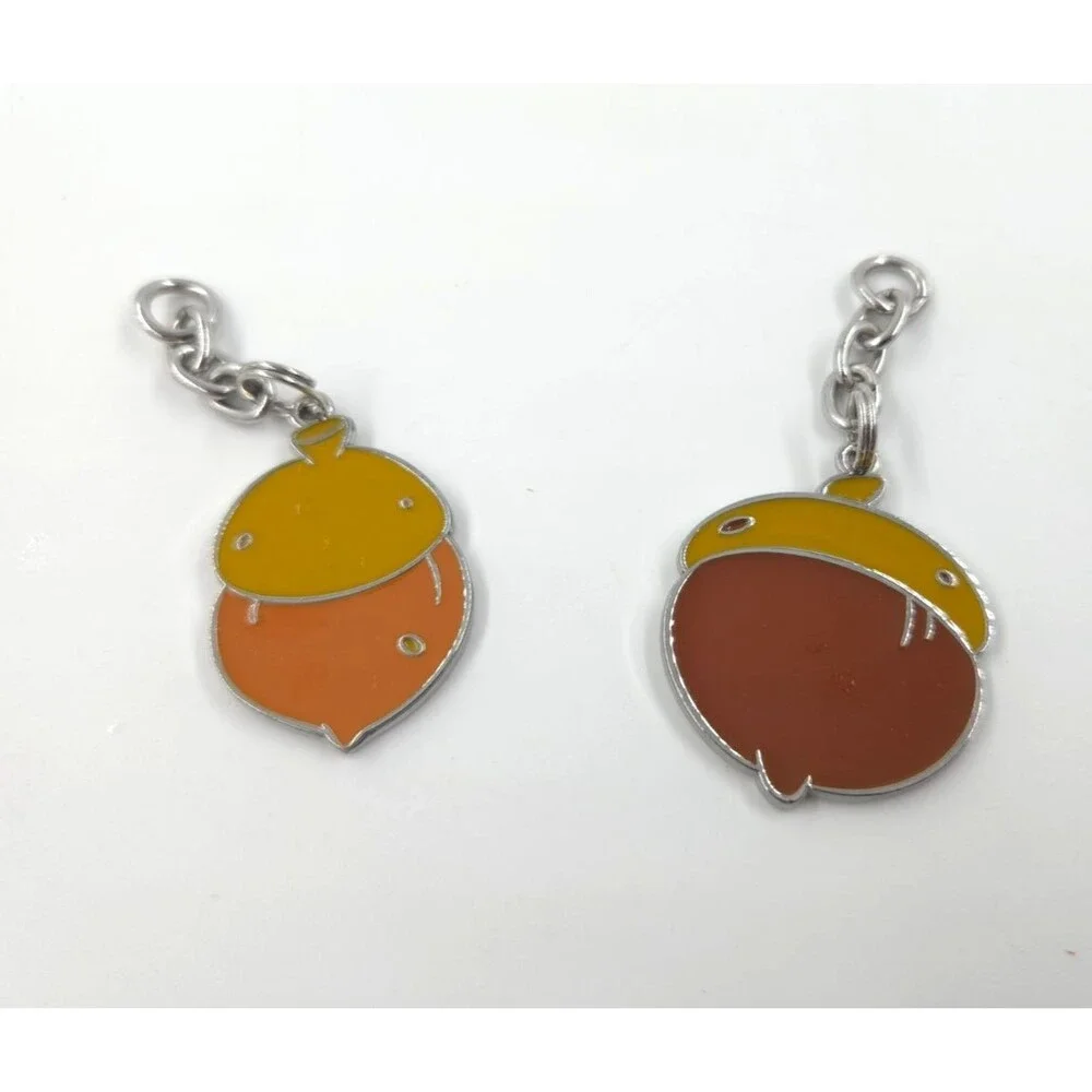 Vtg Disney Parks Chip 'n' Dale Metal Keychain or Watch Acorn Charm